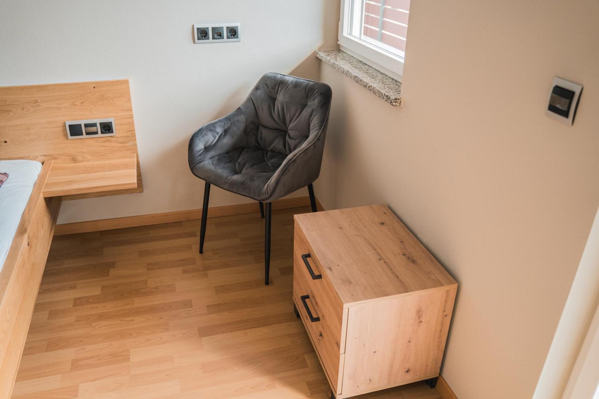 Ferienwohnung Claudia 3 Schlafzimmer Naturns Esterno foto